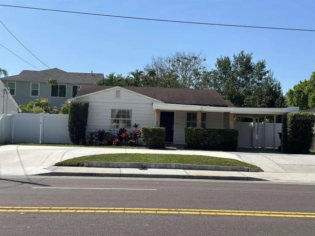 3606 W Bay To Bay Boulevard, TAMPA