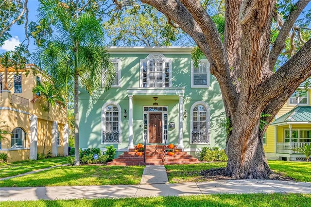 119 Adalia Avenue, TAMPA