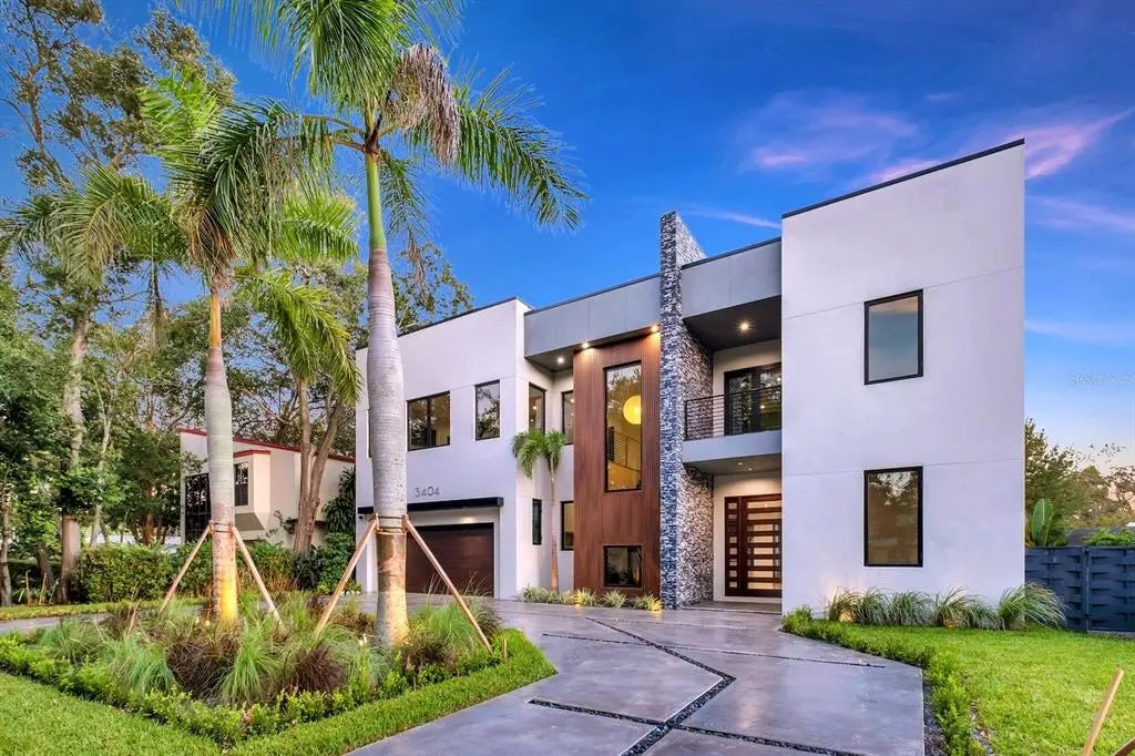 527 W Davis Boulevard, TAMPA