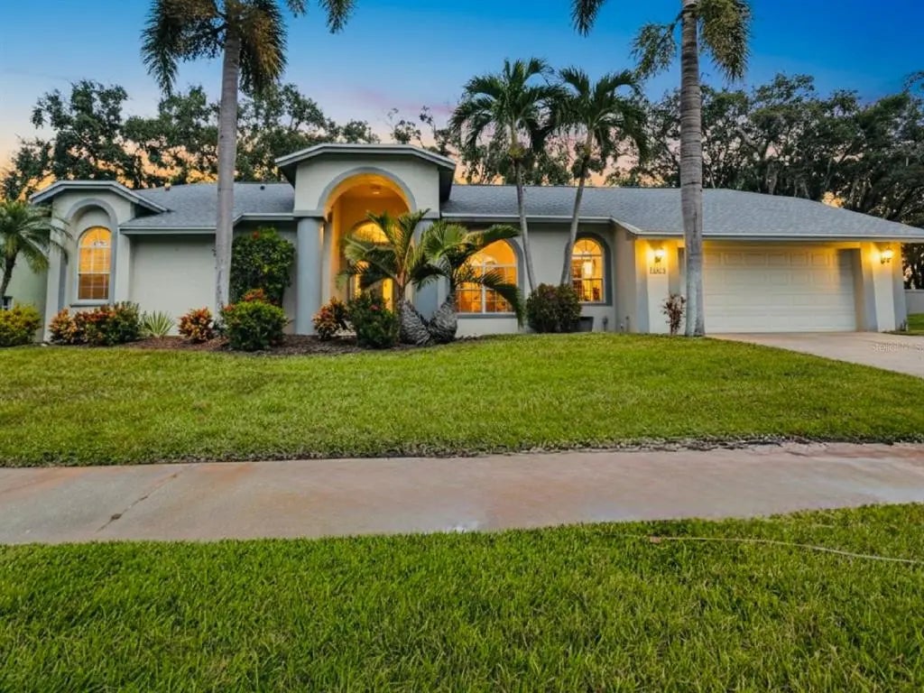 2654 Crystal Circle, DUNEDIN