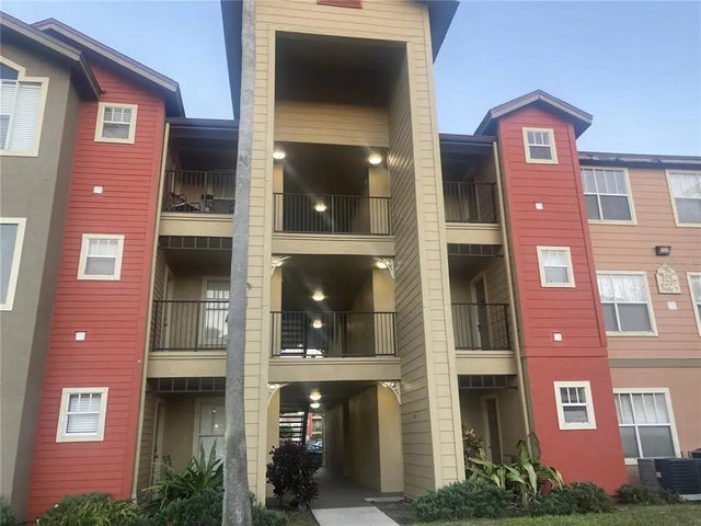 2207 Antigua Place 736, KISSIMMEE