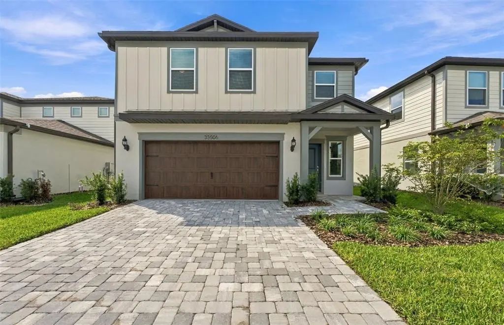 33506 Barnebrook Drive, WESLEY CHAPEL