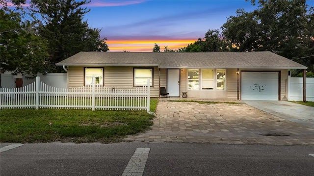 1583 Tarpon Avenue, SARASOTA