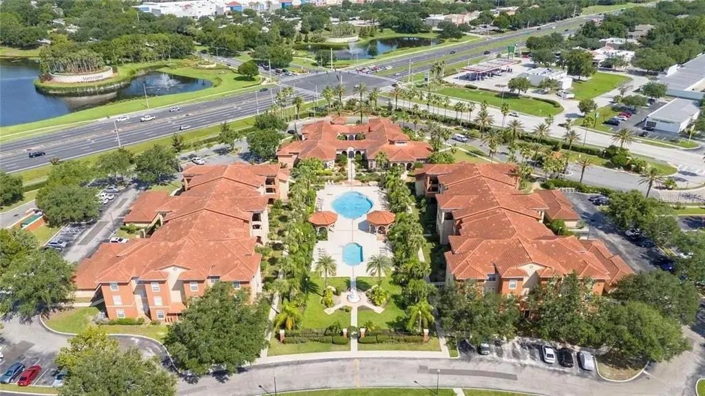 5560 Metrowest Boulevard 3-207, ORLANDO