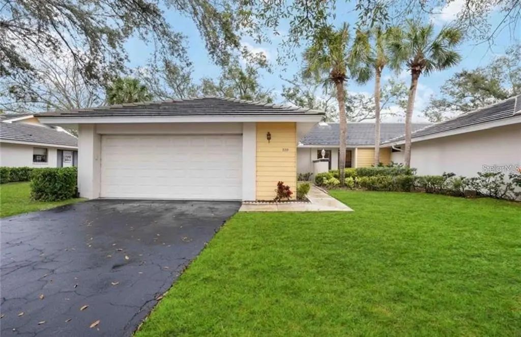 339 Pembroke Lane S 228, VENICE