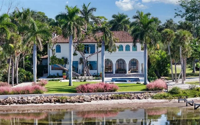 4311 Bay Shore Road, SARASOTA