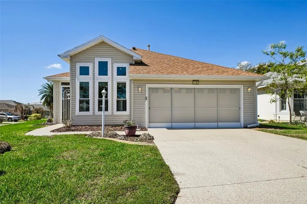 6105 Dory Way, TAVARES