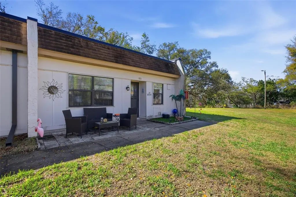 1165 Mission Circle 53f, CLEARWATER