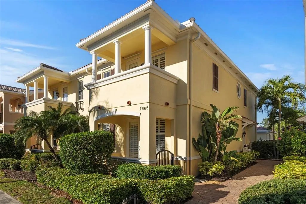 7665 Bergamo Avenue, SARASOTA