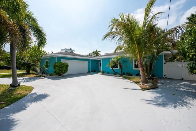 4643 Bay Crest Drive, TAMPA