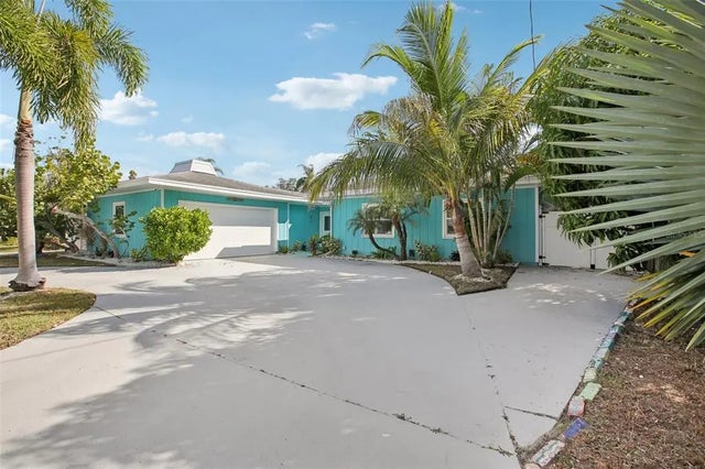 4643 Bay Crest Drive, TAMPA