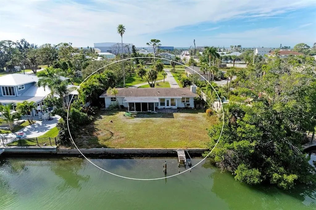 107 Louella Lane, NOKOMIS