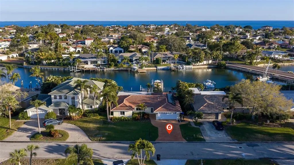 2024 Massachusetts Avenue Ne, ST PETERSBURG