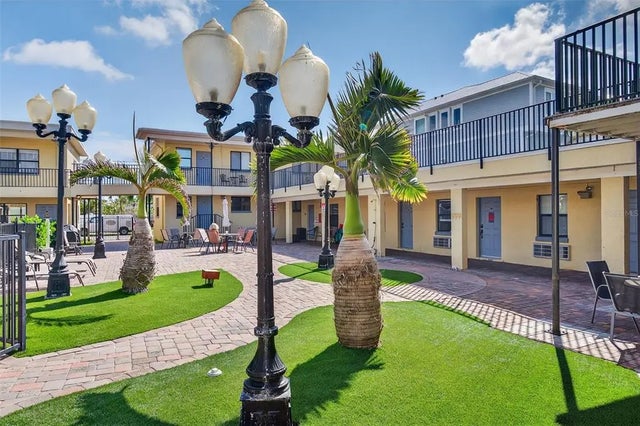 16333 Gulf Boulevard 212, REDINGTON BEACH