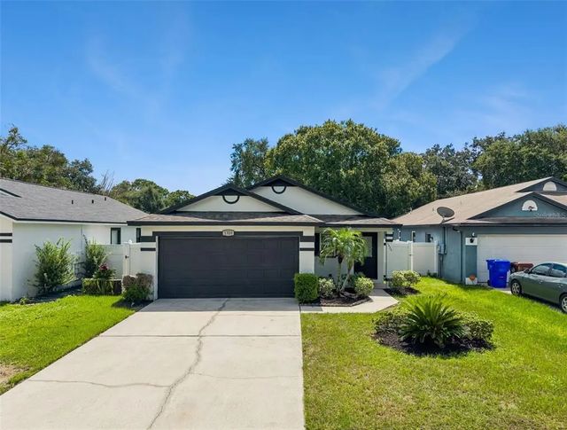 1320 Oak Grove Court, KISSIMMEE