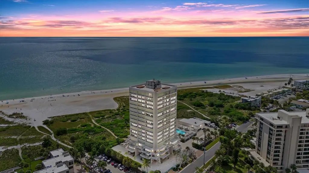 5400 Ocean Boulevard 8-05