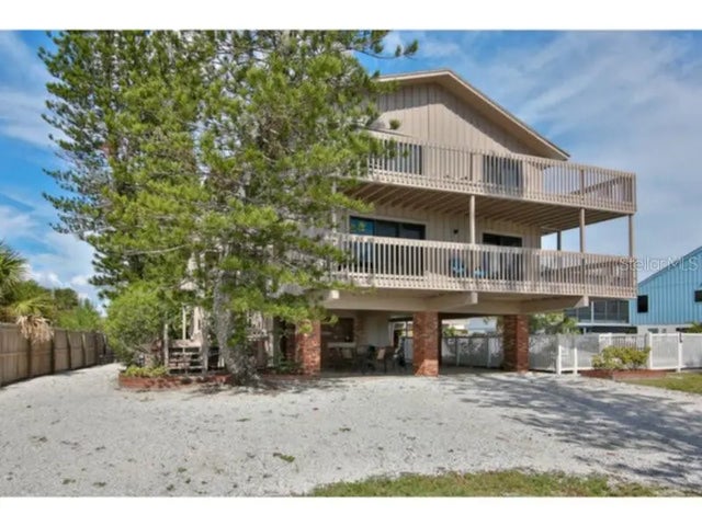 460 Beach Road A1, SARASOTA