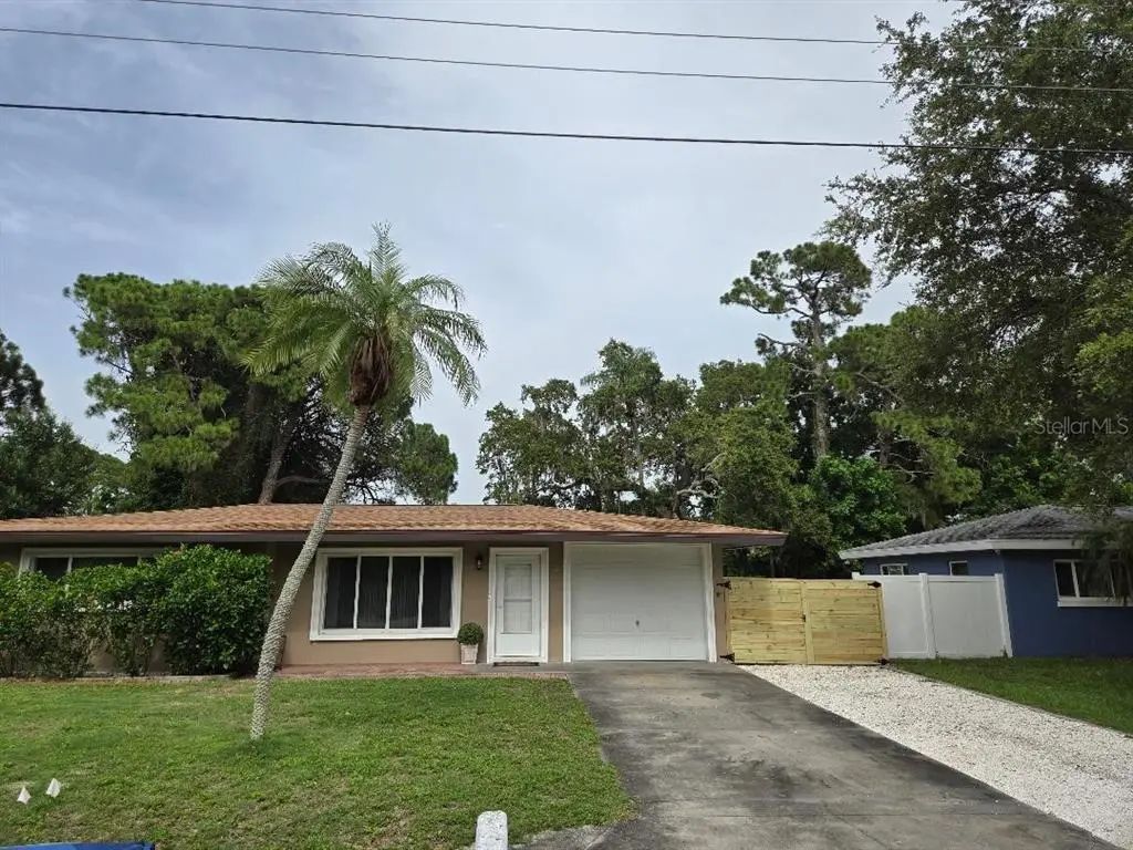 6015 Carlton Avenue, SARASOTA