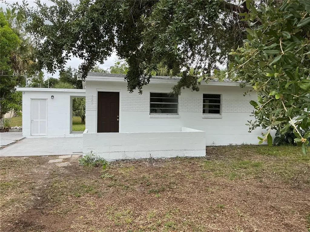 521 Showalter Avenue, PUNTA GORDA