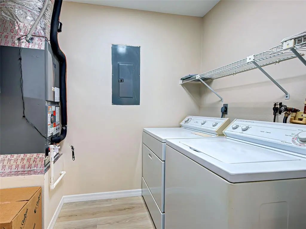 Gulf Shores Realty: 15 6145880ebf4686d0bda020ad77aa7f53 l