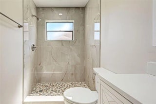 Gulf Shores Realty: 27 0709106b1053f3cd7d06308886face1e s