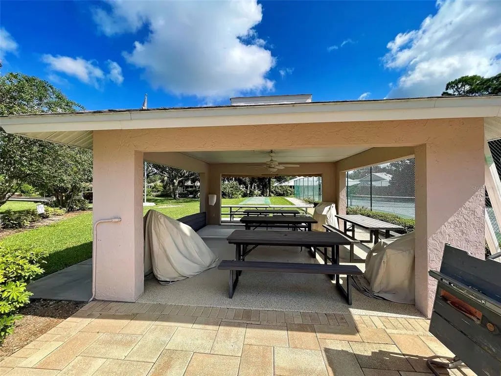 Gulf Shores Realty: 35 77dfb0b4cdb8f905b02a689b66ba27f7 l