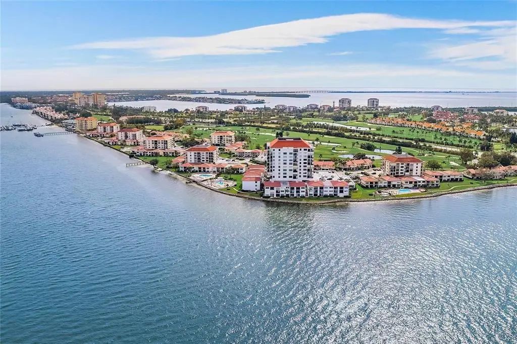 6265 Sun Boulevard 805, ST. PETERSBURG