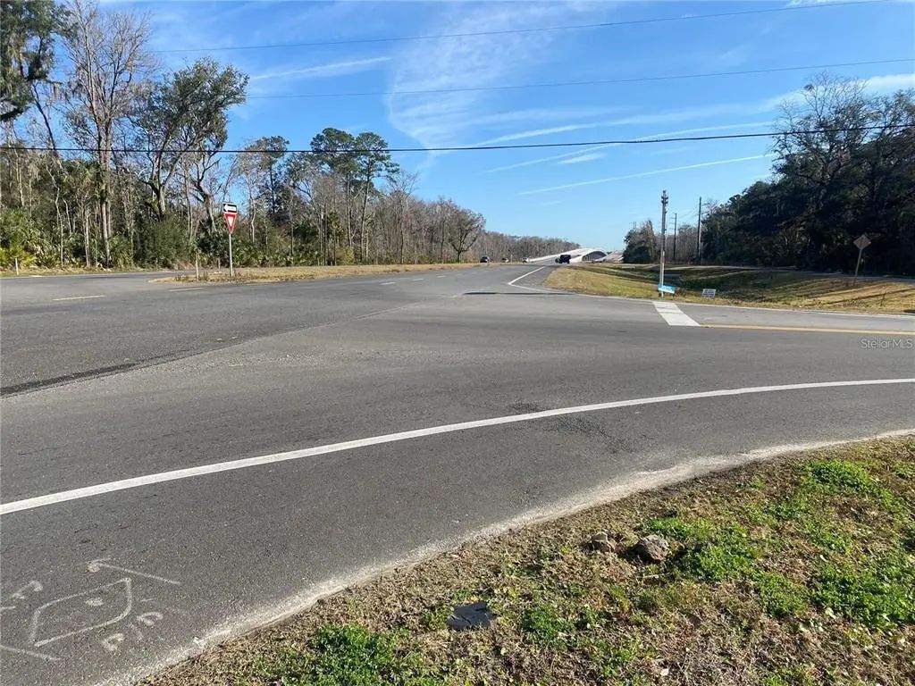 956 Us Highway 17, SATSUMA