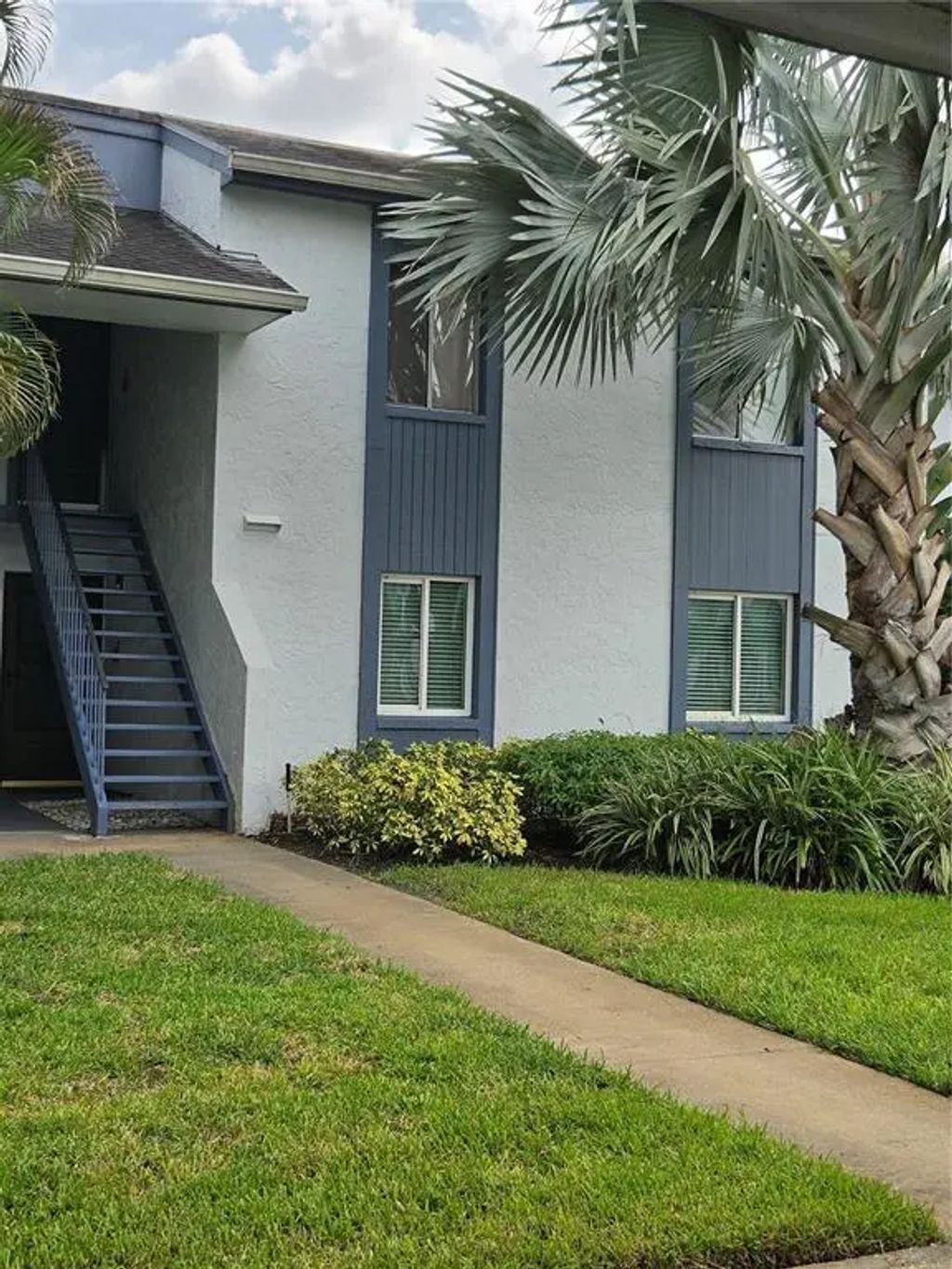235 Cypress Lane 235, OLDSMAR