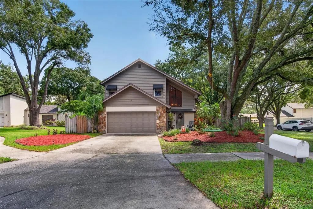 3721 Village Estates Place, TAMPA