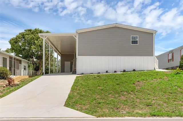 8857 Highpoint Boulevard, BROOKSVILLE