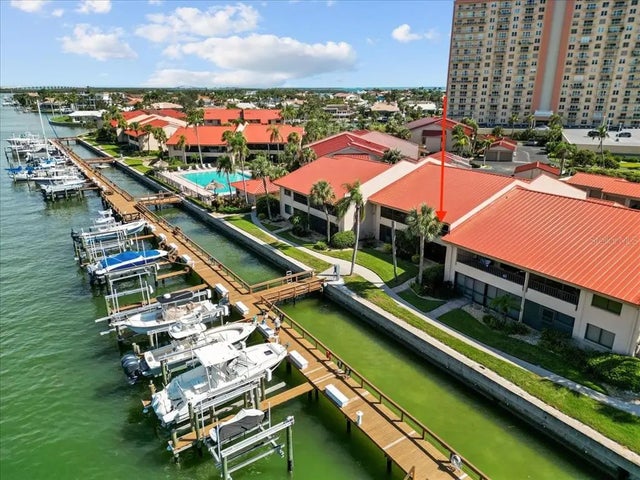 4780 Brittany Drive S 111, ST PETERSBURG