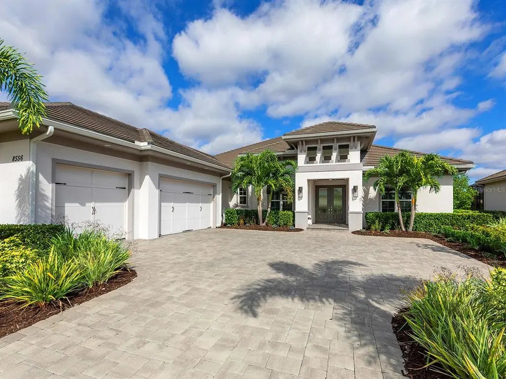 8556 Pavia Way, LAKEWOOD RANCH