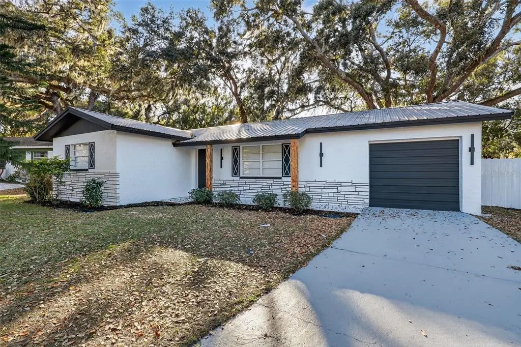 320 Pheasant Circle, BRANDON