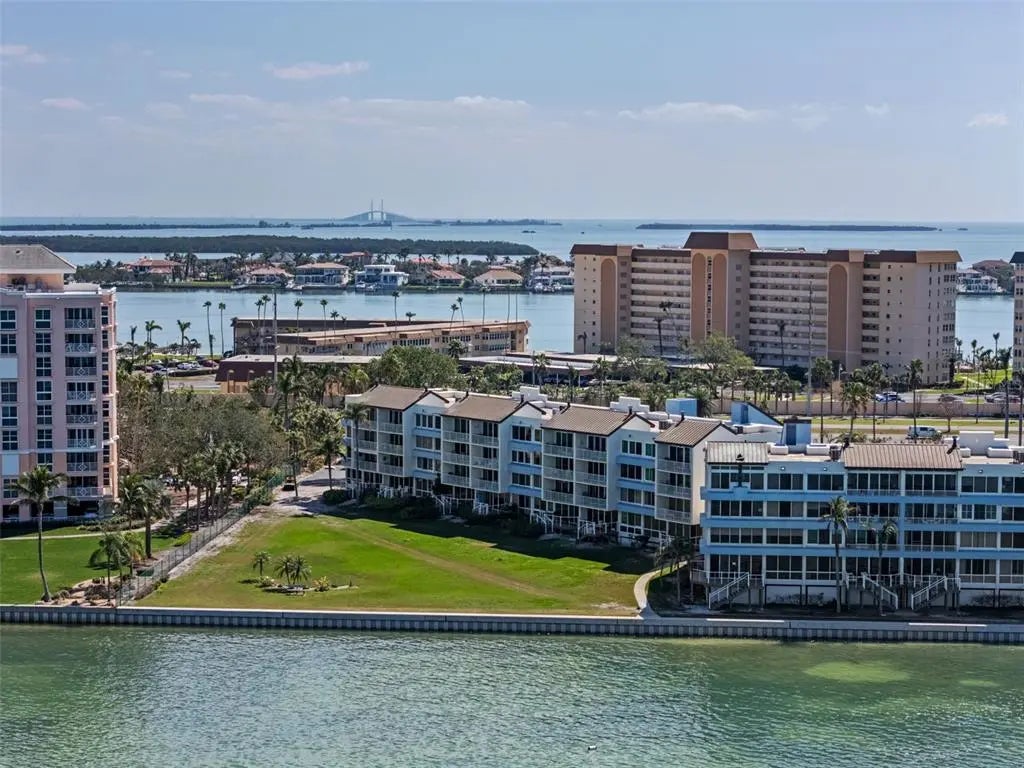 5151 Isla Key Boulevard S 421, ST PETERSBURG