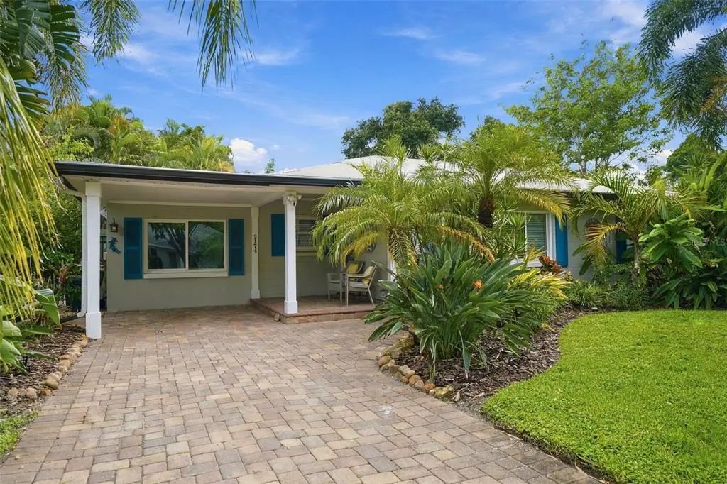 2174 Bougainvillea Street, SARASOTA