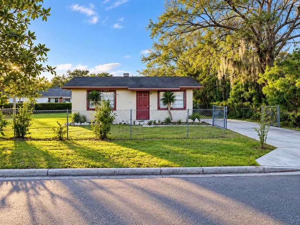 1112/1114 S Bay Avenue, SANFORD