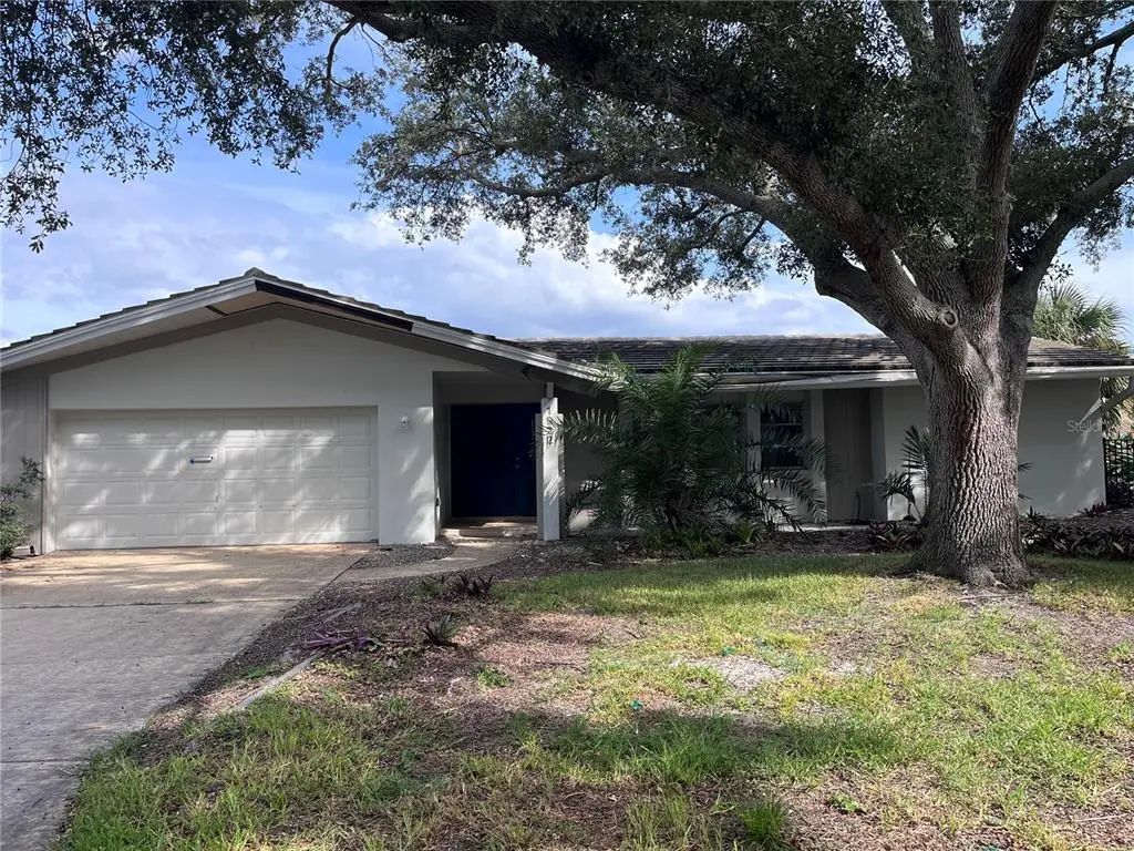 1922 Illinois Avenue Ne, ST. PETERSBURG