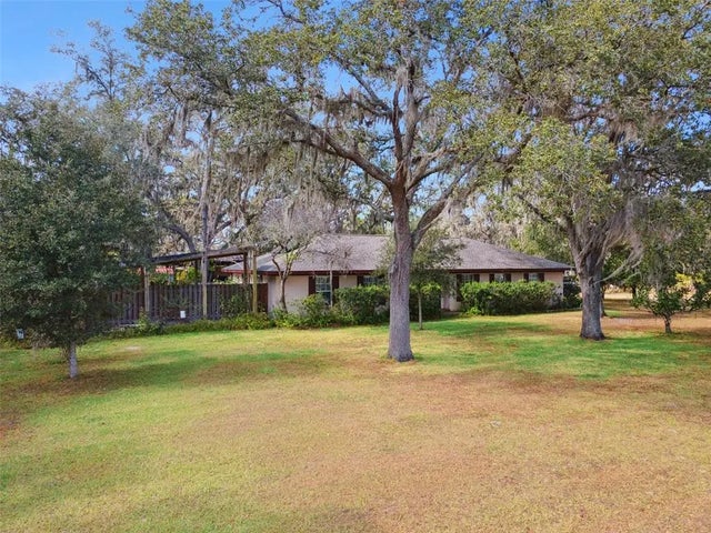 3137 Diana Drive, ZEPHYRHILLS