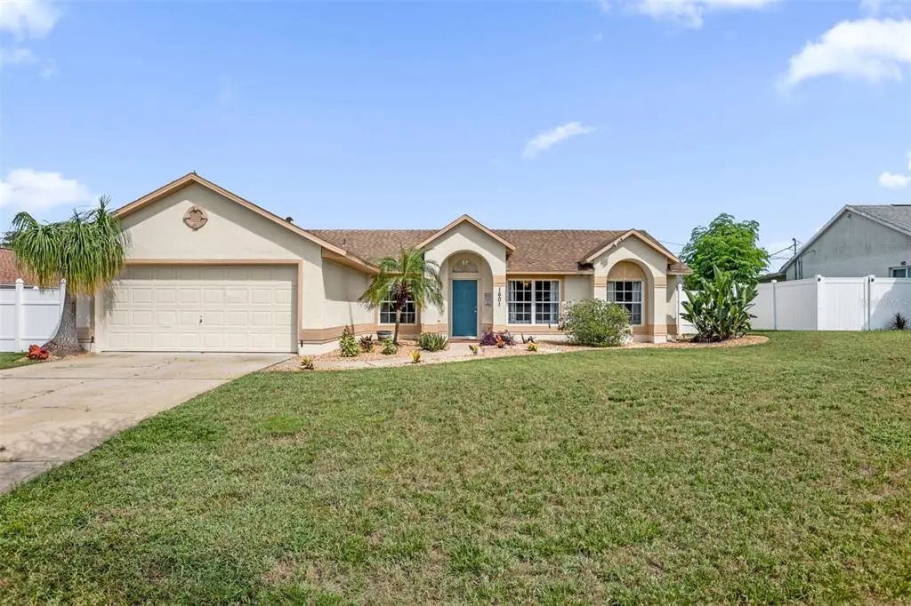 1601 Ross Drive, DELTONA