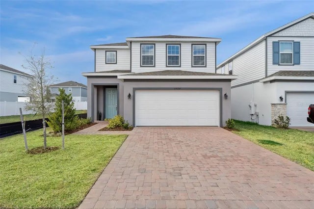 7028 Rolling Leaf Road, GROVELAND