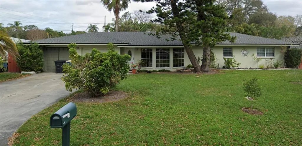 1806 Beverly Circle N, CLEARWATER