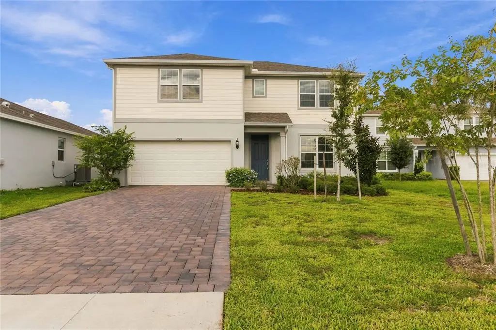 17319 Million Lakes Court, CLERMONT