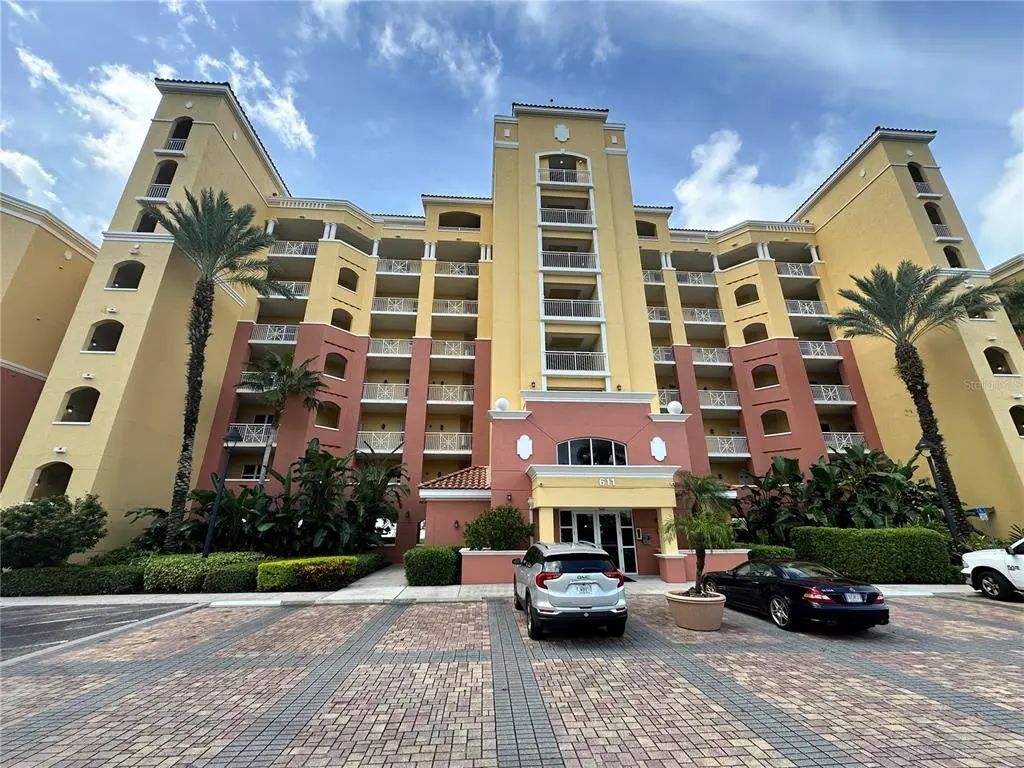 611 Riviera Dunes Way 102, PALMETTO