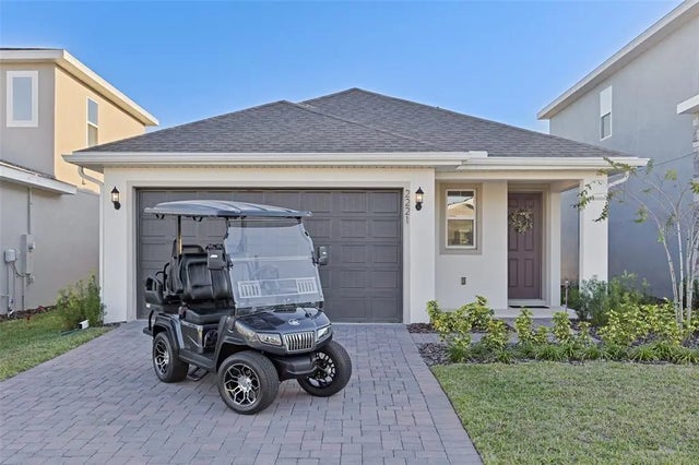 2221 Juniper Berry Drive, MINNEOLA