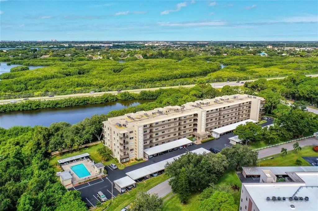 8198 Terrace Garden Drive North 407, ST. PETERSBURG