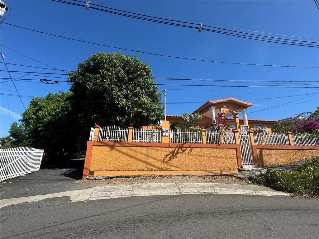 Pr 371 Urb Villa Real, YAUCO