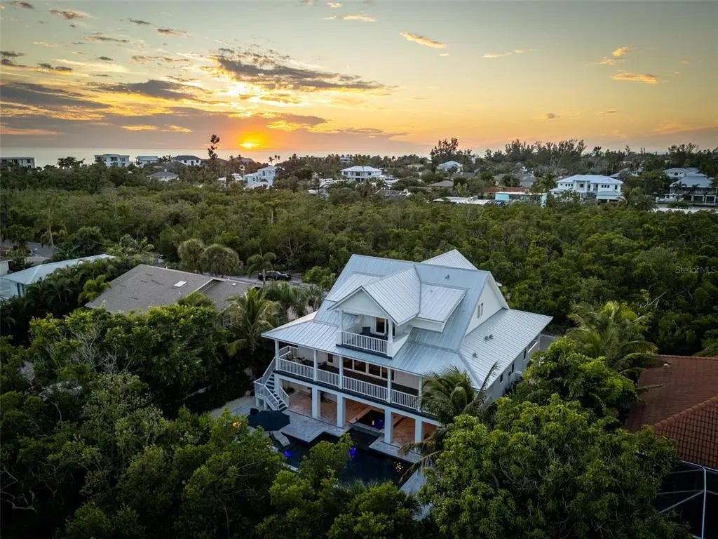 598 Lyons Lane, LONGBOAT KEY