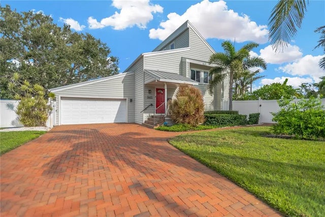 3601 Coquina Key Drive Se, ST PETERSBURG
