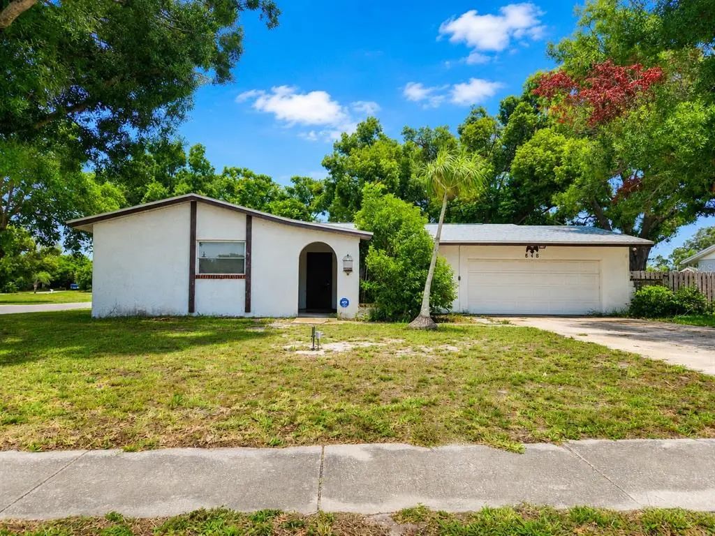 848 Ponderosa Pine Lane, SARASOTA